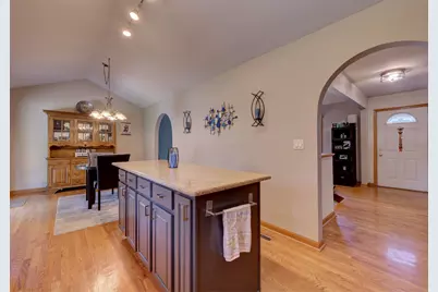 27W719 Sycamore Street, West Chicago, IL 60185 - Photo 14