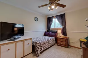 27W719 Sycamore St, West Chicago, IL 60185 - Photo 22