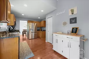 599 Ryegrass Cir, Aurora, IL 60504 - Photo 12