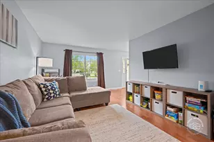 599 Ryegrass Cir, Aurora, IL 60504 - Photo 6