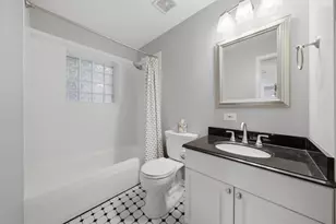 6143 N Glenwood Ave, Chicago, IL 60660 - Photo 30