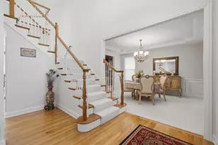 1870 Cool Creek Dr, Saint Charles, IL 60174 - Photo 2