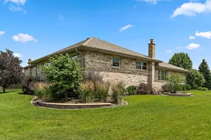 8000 Binford Dr, Orland Park, IL 60462 - Photo 38