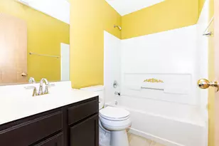 2572 Arcadia Cir, Naperville, IL 60540 - Photo 18