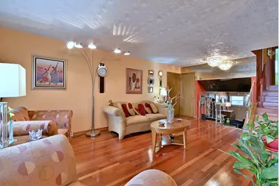 15705 Madison Avenue, Dolton, IL 60419 - Photo 8