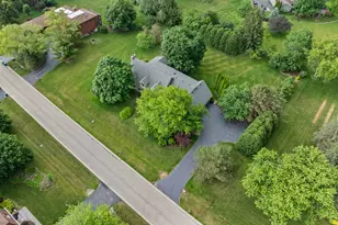 16 Old Barn Rd, Hawthorn Woods, IL 60047 - Photo 38