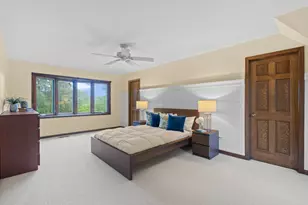 16 Old Barn Rd, Hawthorn Woods, IL 60047 - Photo 18