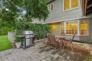 16 Old Barn Rd, Hawthorn Woods, IL 60047 - Photo 34