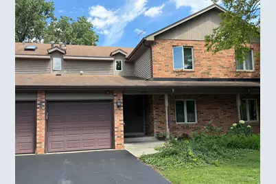 986 West Court #A, Naperville, IL 60563 - Photo 2