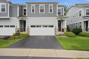 656 Riverbank Dr, Geneva, IL 60134 - Photo 2