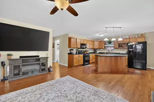 207 E Main St, Cornell, IL 61319 - Photo 6