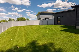 102 Raef Rd, Downs, IL 61736 - Photo 58