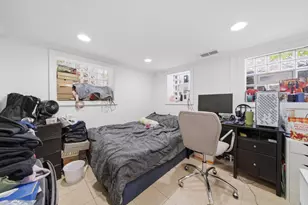 5723 N Talman Ave, Chicago, IL 60659 - Photo 20
