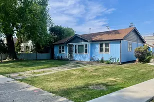 4930 S Luna Ave, Chicago, IL 60638 - Photo 1