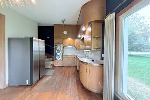 34 S River St, South Elgin, IL 60177 - Photo 12