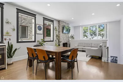 1369 W Hubbard Street #1W, Chicago, IL 60642 - Photo 6