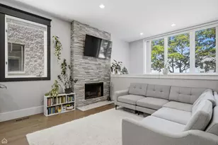 1369 W Hubbard St, Chicago, IL 60642 - Photo 4