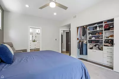 1369 W Hubbard Street #1W, Chicago, IL 60642 - Photo 12