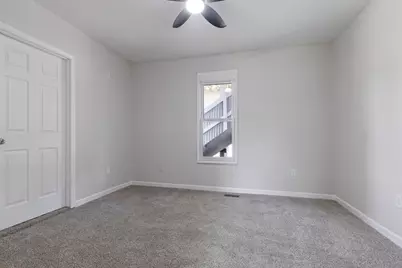 135 S 8th Street, South Beloit, IL 61080 - Photo 8
