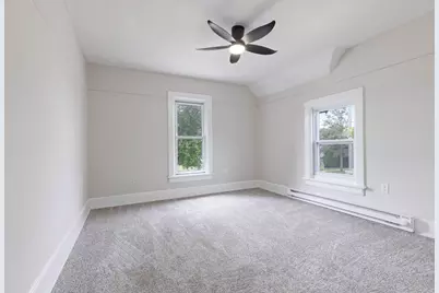 135 S 8th Street, South Beloit, IL 61080 - Photo 16