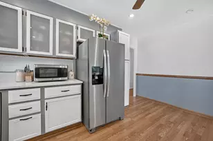 472 Douglas Rd, Batavia, IL 60510 - Photo 10