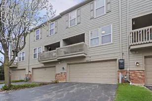 143 Bristol Ln, Wood Dale, IL 60191 - Photo 2