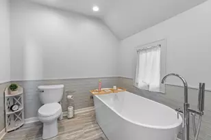1084 Main St, Antioch, IL 60002 - Photo 16