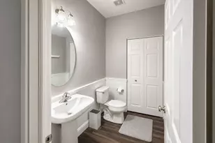 2204 Seaton Ave, Joliet, IL 60431 - Photo 8
