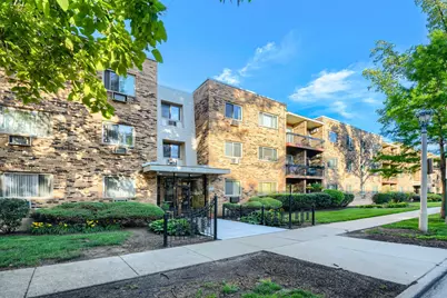 420 Home Avenue #309N, Oak Park, IL 60302 - Photo 2