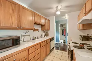 420 Home Ave, Oak Park, IL 60302 - Photo 12