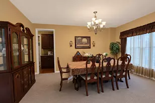 4 Snead Ct, Bolingbrook, IL 60490 - Photo 6