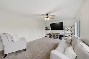 2432 Waterleaf Ln, Woodstock, IL 60098 - Photo 14
