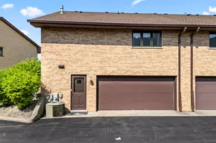 16036 Pine Dr, Tinley Park, IL 60477 - Photo 22