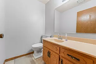 16036 Pine Dr, Tinley Park, IL 60477 - Photo 18