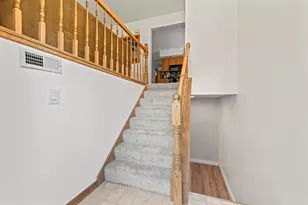 16036 Pine Dr, Tinley Park, IL 60477 - Photo 2