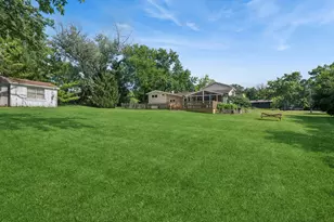 17W320 Scheel Dr, Willowbrook, IL 60527 - Photo 22