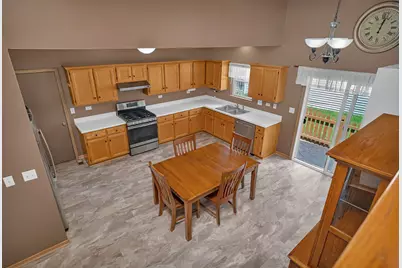 300 Turnbridge Drive, Shorewood, IL 60404 - Photo 16