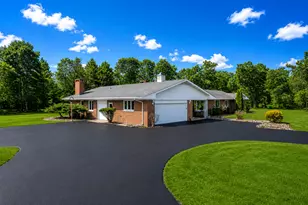 15600 Griswold Springs Rd, Plano, IL 60545 - Photo 22