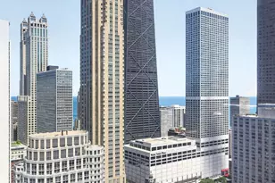 30 E Huron St, Chicago, IL 60611 - Photo 18