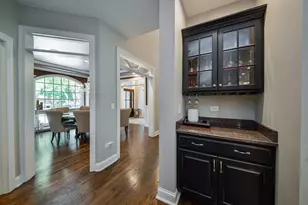 760 E Bauer Rd, Naperville, IL 60563 - Photo 12