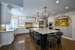 760 E Bauer Rd, Naperville, IL 60563 - Photo 14