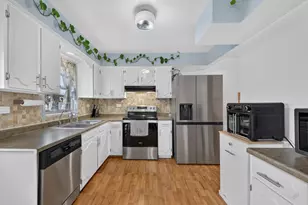 231 Lafayette St, Wood Dale, IL 60191 - Photo 8