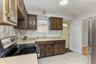 8625 43rd St, Lyons, IL 60534 - Photo 12