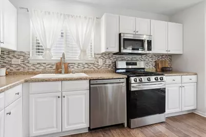 840 Violet Circle, Naperville, IL 60540 - Photo 6