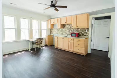 10224 S Princeton Avenue, Chicago, IL 60628 - Photo 6
