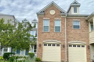 1390 Scarboro Rd, Schaumburg, IL 60193 - Photo 1