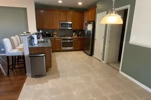 1390 Scarboro Rd, Schaumburg, IL 60193 - Photo 12