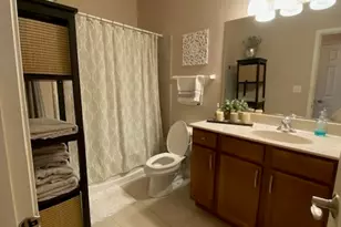 1390 Scarboro Rd, Schaumburg, IL 60193 - Photo 6