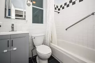 4706 N Maplewood Ave, Chicago, IL 60625 - Photo 12
