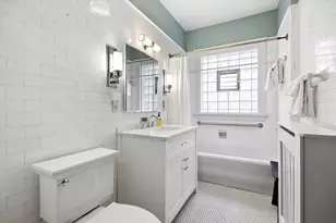 210 Gage Rd, Riverside, IL 60546 - Photo 22
